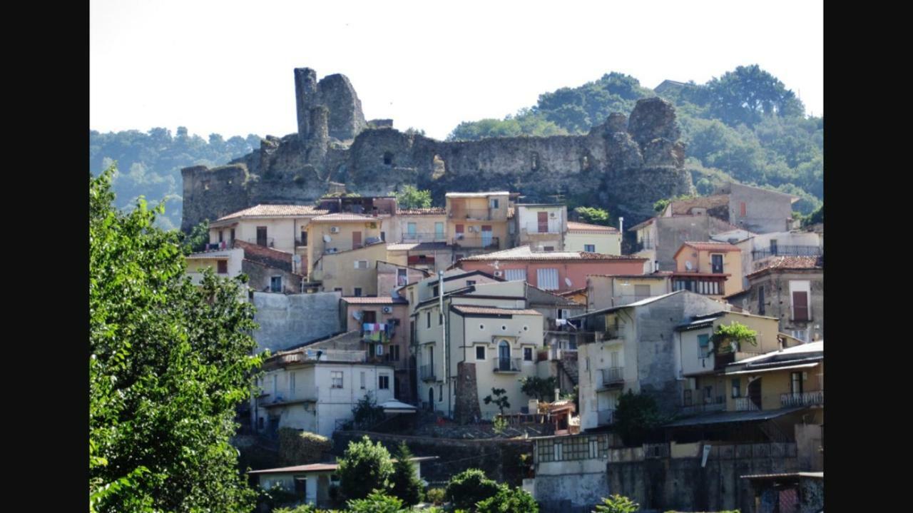 La Casetta Di Elena Lamezia Terme Ngoại thất bức ảnh